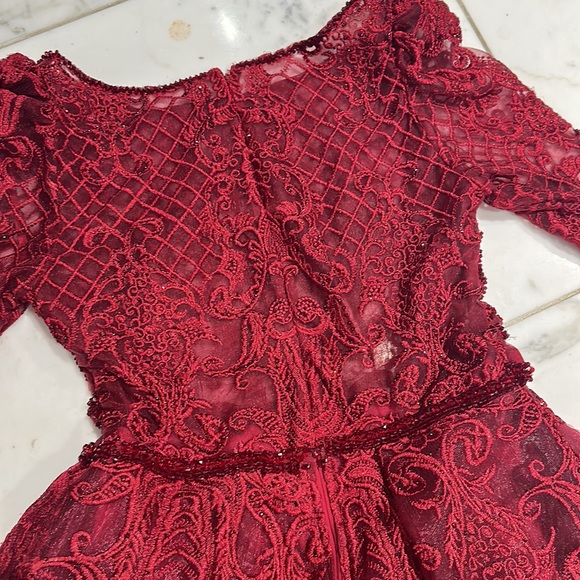 Formal gown - Picture 5 of 8